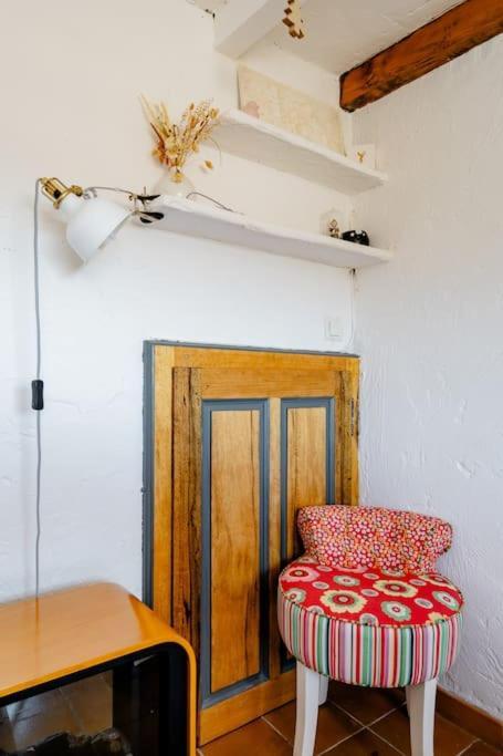 Chambre Atypique Dans Cafe Healthy Saint-Paul-de-Vence Exterior photo