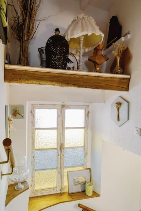 Chambre Atypique Dans Cafe Healthy Saint-Paul-de-Vence Exterior photo