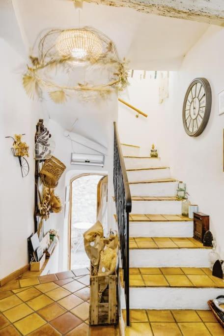 Chambre Atypique Dans Cafe Healthy Saint-Paul-de-Vence Exterior photo